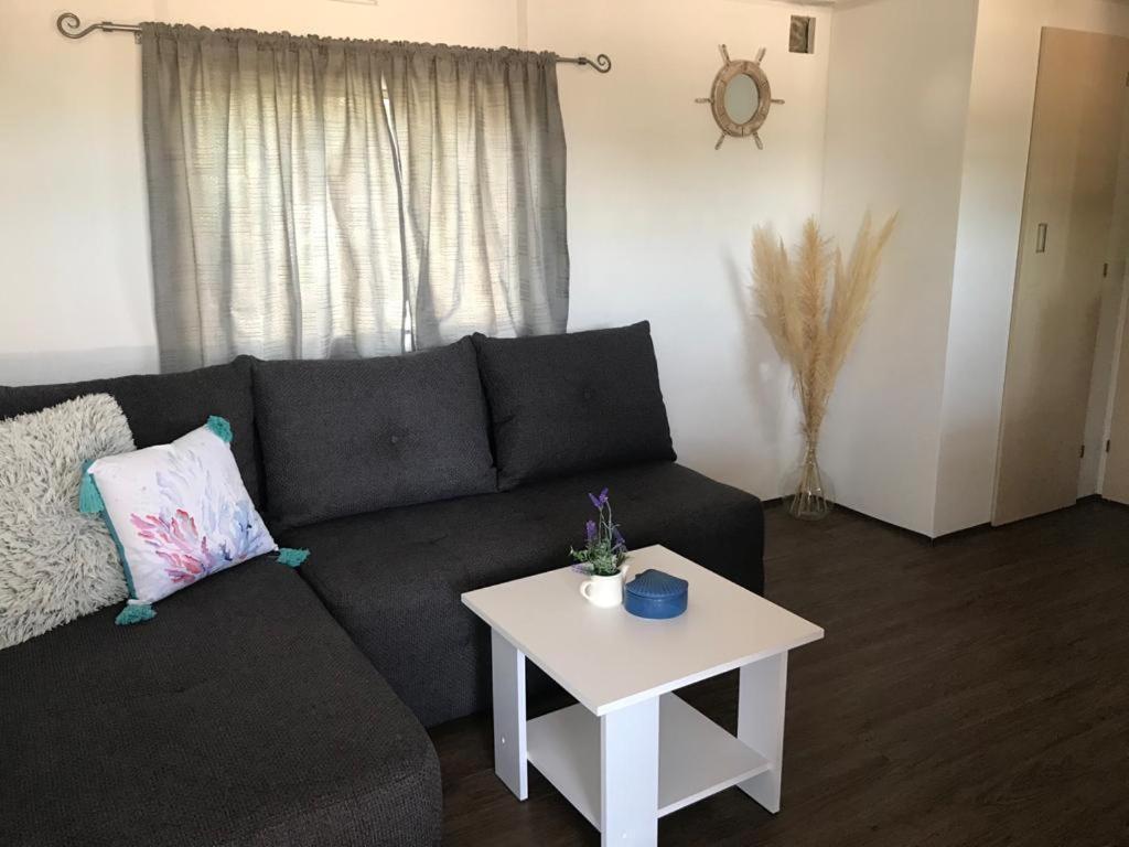 Mobile Home Tomic Tisno Εξωτερικό φωτογραφία