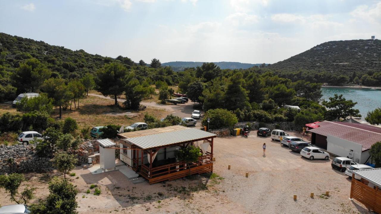 Mobile Home Tomic Tisno Εξωτερικό φωτογραφία