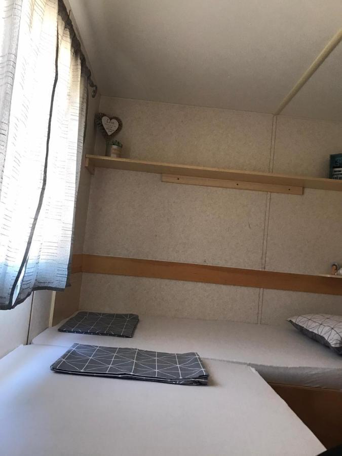 Mobile Home Tomic Tisno Εξωτερικό φωτογραφία