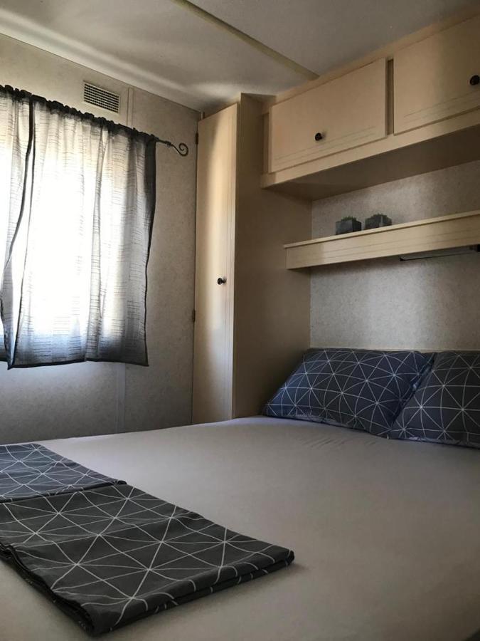 Mobile Home Tomic Tisno Εξωτερικό φωτογραφία